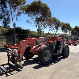 2015 XTREME XR842 Forklift