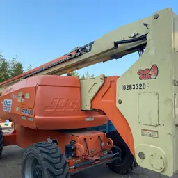 2014 JLG 800AJ Articulating Boom Lift