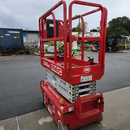 2017 MEC 1330SE Scissor Lift