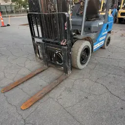 2018 Toyota 8FGU30 Warehouse Forklift