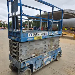 2015 Genie GS-3232 Scissor Lift