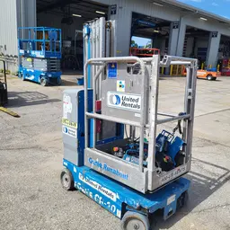 2018 Genie GR-20 Self-Propelled One-Person Lift