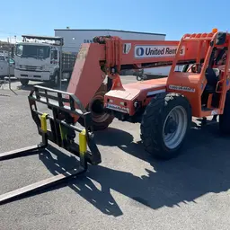 2015 SKYTRAK 6042 Forklift
