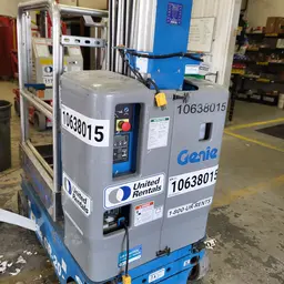 2017 Genie GR-20 Self-Propelled One-Person Lift