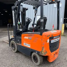 2018 Doosan B25S-5 Warehouse Forklift