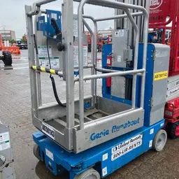 2018 Genie GR-20 Self-Propelled One-Person Lift