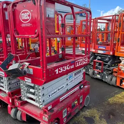 2017 MEC 1330SE Scissor Lift