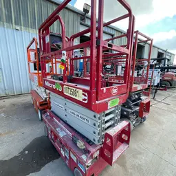 2018 MEC MICRO 19 Scissor Lift