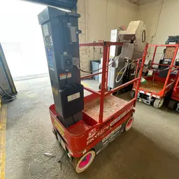 2015 Skyjack SJ12 Self-Propelled One-Person Lift