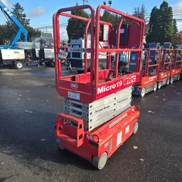 2018 MEC MICRO 19 Scissor Lift