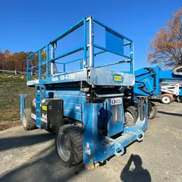 2017 Genie GS-4390 RT Rough Terrain Scissor Lift