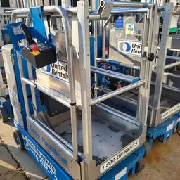2016 Genie GR-20 Self-Propelled One-Person Lift