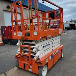 2017 Snorkel S4732E Scissor Lift