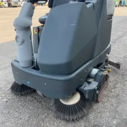 2023 Clarke SC6500 48C Sweeper