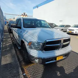 2018 Dodge 1500CREWSLTG4WD Pickup Truck