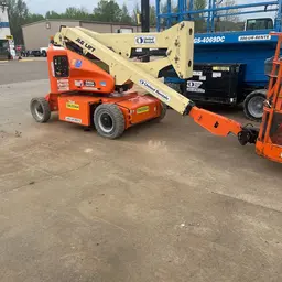 2017 JLG E400AN Articulating Boom Lift