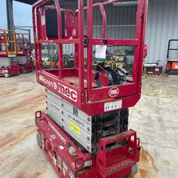 2018 MEC MICRO 19 Scissor Lift