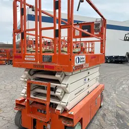 2017 Snorkel S4732E Scissor Lift