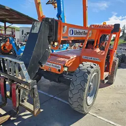 2017 SKYTRAK 8042 Forklift