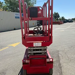 2017 MEC 1330SE Scissor Lift