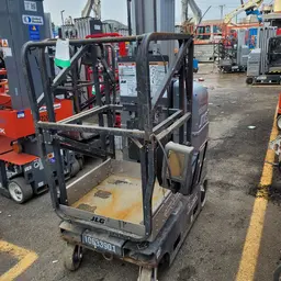 2017 JLG 20MVL Self-Propelled One-Person Lift
