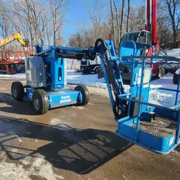 2013 Genie Z-34/22N Articulating Boom Lift