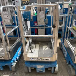 2016 Genie GR-20 Self-Propelled One-Person Lift