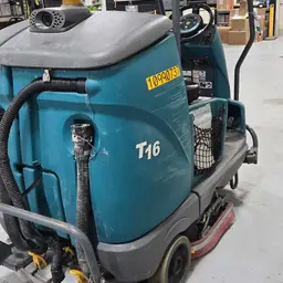 2019 Tennant T-16 Sweeper
