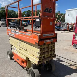 2015 JLG 2632ES Scissor Lift