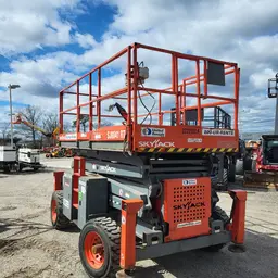 2016 Skyjack SJ8841RT Rough Terrain Scissor Lift