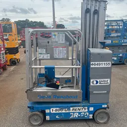 2016 Genie GR-20 Self-Propelled One-Person Lift