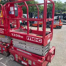 2017 MEC 1330SE Scissor Lift