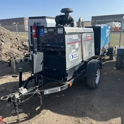 2019 Lincoln Electric VANTAGE 549 Welder