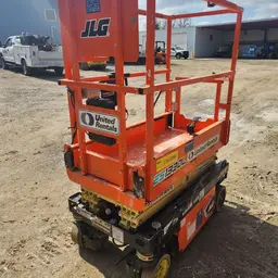 2023 JLG ES1330L Scissor Lift