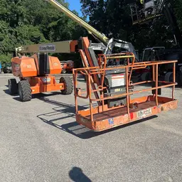 2016 JLG 800AJ Articulating Boom Lift