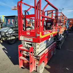 2017 MEC 1930SE Scissor Lift