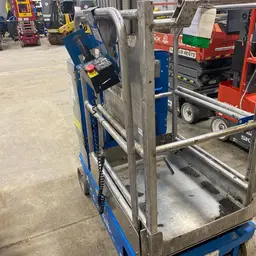 2016 Genie GR-20 Self-Propelled One-Person Lift
