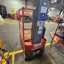 2017 Skyjack SJ12 Self-Propelled One-Person Lift