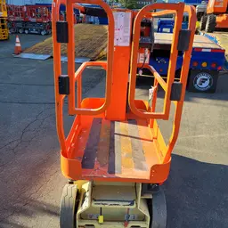 2017 JLG 1230ES Self-Propelled One-Person Lift