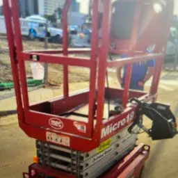 2017 MEC MICRO 19 Scissor Lift
