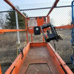 2017 JLG 1932R Scissor Lift