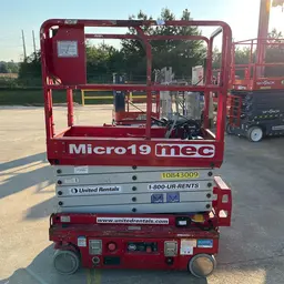 2018 MEC MICRO 19 Scissor Lift