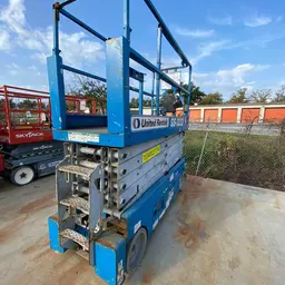 2016 Genie GS-3232 Scissor Lift