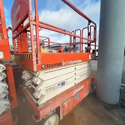 2017 Snorkel S4732E Scissor Lift