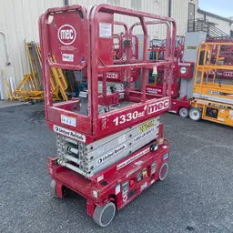 2017 MEC 1330SE Scissor Lift