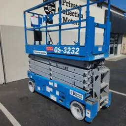 2016 Genie GS-3232 Scissor Lift