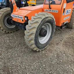 2017 SKYTRAK 8042 Forklift