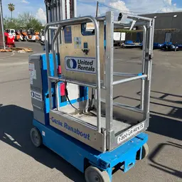2017 Genie GR-20 Self-Propelled One-Person Lift