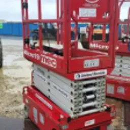 2018 MEC MICRO 19 Scissor Lift