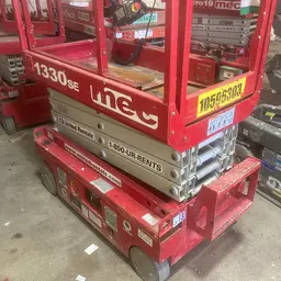 2017 MEC 1330SE Scissor Lift